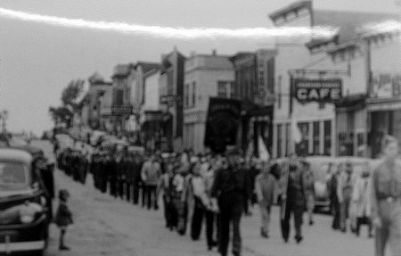 Ontonagon Theatre - Old Photo (newer photo)